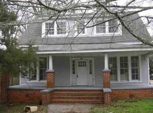 118 Pinckney St, Chester, SC 29706