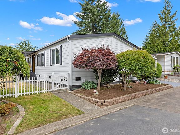 2nd image of 2000 192nd Street #102