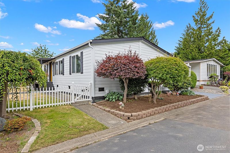 2nd image of 2000 192nd Street #102