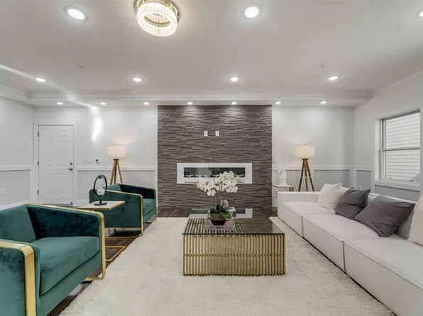 2-4 Holmes Ave #2, Jersey City, NJ 07306