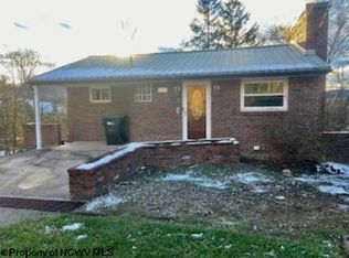 118 Garfield Rd, Clarksburg, WV 26301