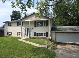 7021 N Knoxville Ave, Peoria, IL 61614