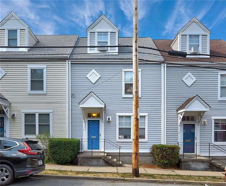 1221 Breed St photo 1