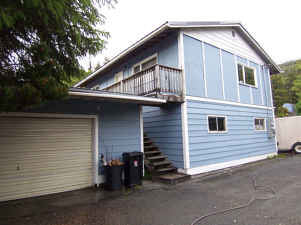 Apartment & garage/shop