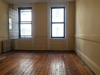 Rented by Uptown Flats LLC