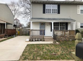 7 Clara Cir, Glen Burnie, MD 21060