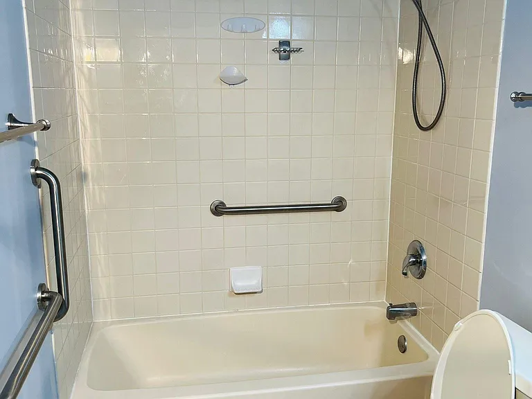 3175 Falling Waters Ln — Photo 20