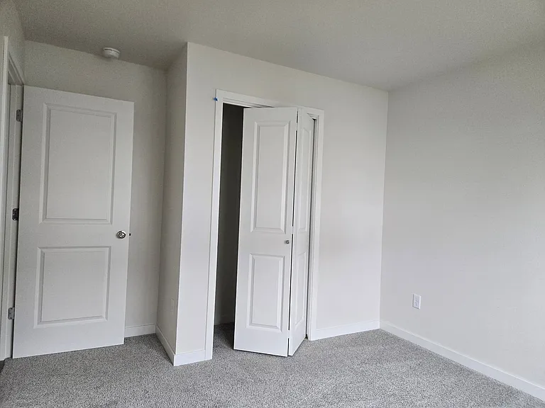 1609-1615-1654 Aspen Ct — Photo 7