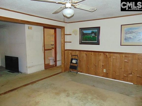 5th image of 219 Walter Taylor Rd