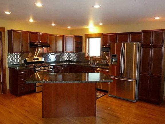 4th image of 6304 Bear Paw Dr S