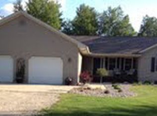 3900 E Briar Ln, Rhodes, MI 48652