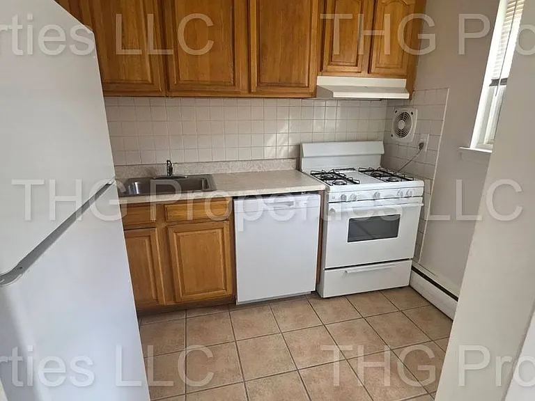 22 Green St #63 — Photo 1