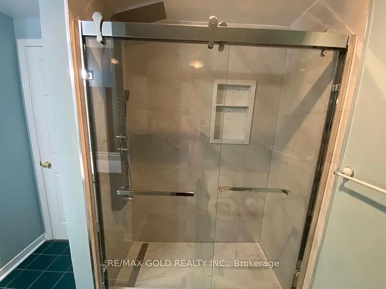 2550 Thomas St #60 — Photo 3