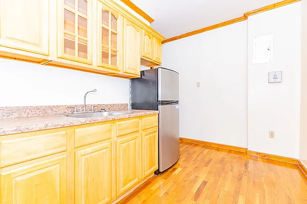 Rented by MySpaceNYC | media 2