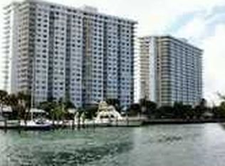 300 Bayview Dr APT 204, Sunny Isles Beach, FL 33160