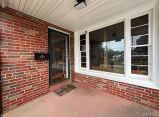 6760 Corbitt Ave, Saint Louis, MO 63130