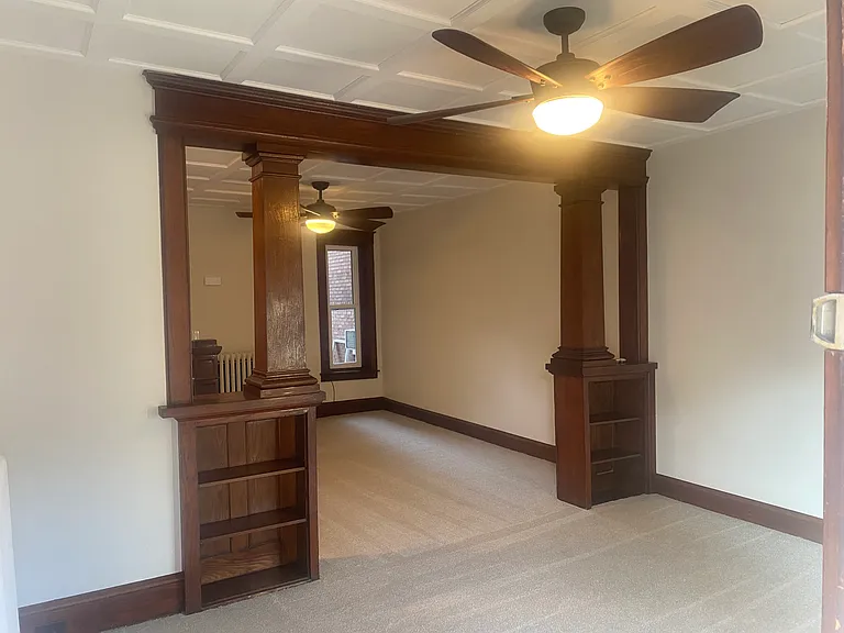 116 W Franklin St — Photo 10