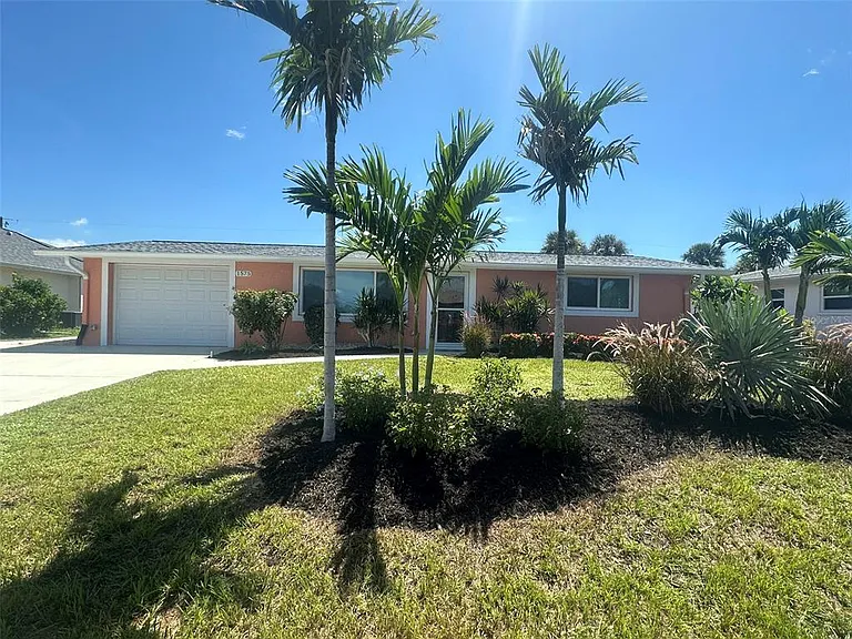 1575 Loralin Dr — Photo 1