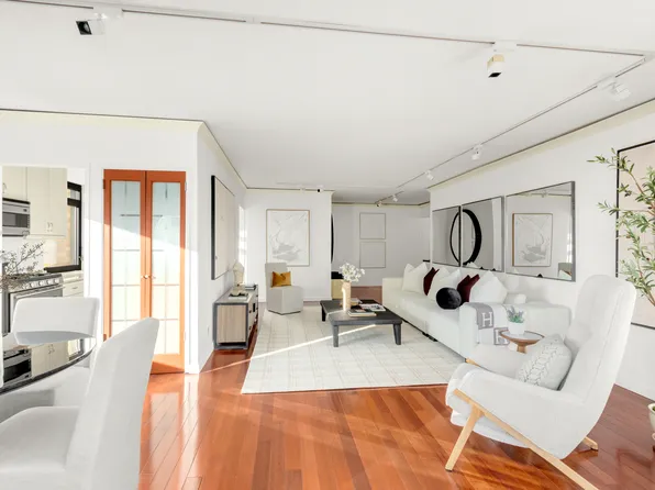 10 West 66th Street image 8 of 35