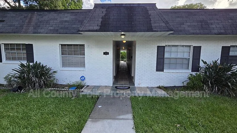 519 Duchess Ct #3