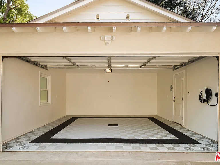 23153 Gonzales Dr — Photo 21