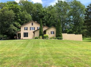 4500 Nine Mile Point Rd, Fairport, NY 14450