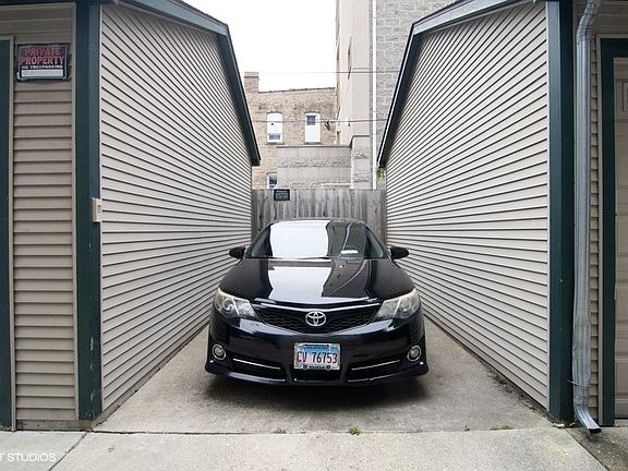 3rd image of 3121 N Orchard St APT 1S