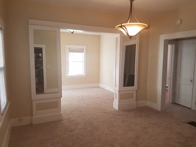 4410 Cass St — Photo 3