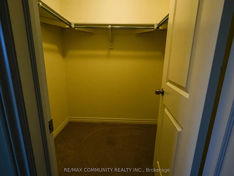 1109 Skyridge Blvd — Photo 12