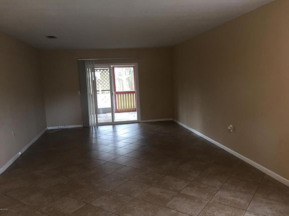 2nd image of 6209 Hilltop Ave