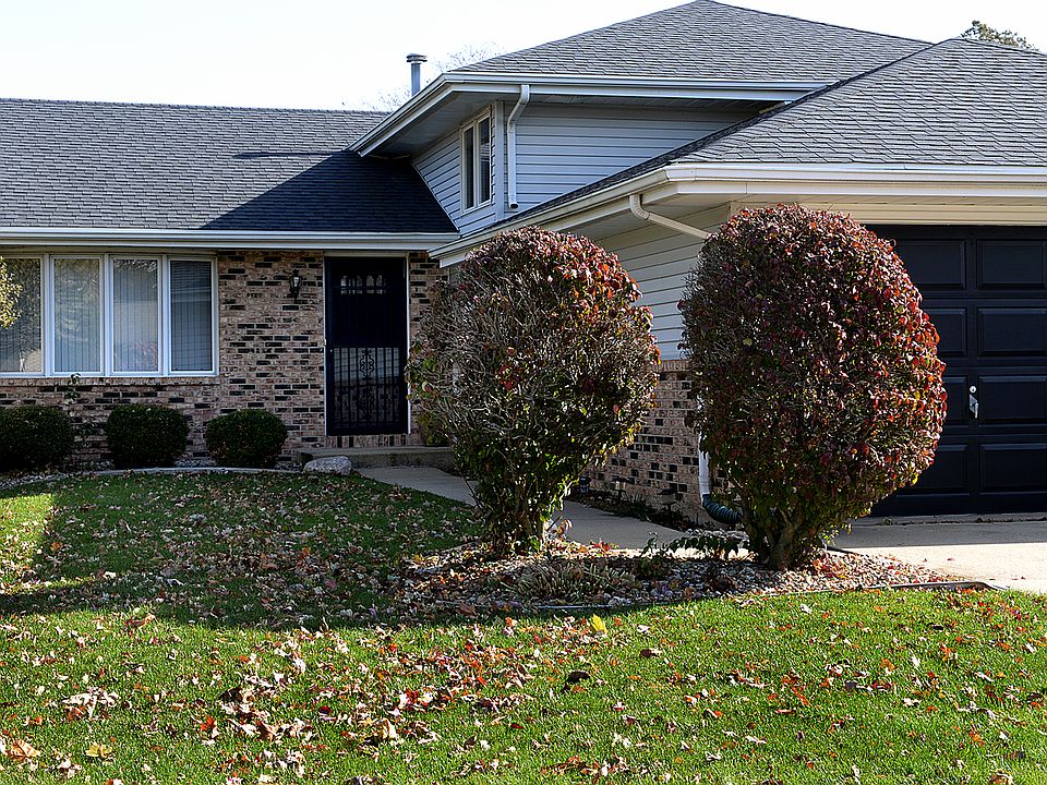 1st image of 1120 Briarcrest Dr
