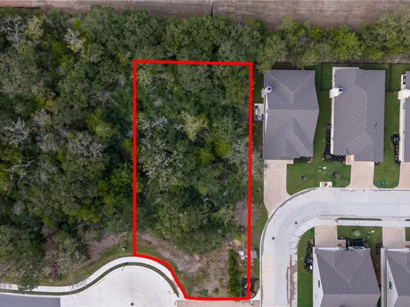 3000 Silverbell Ct, Bryan, TX 77807