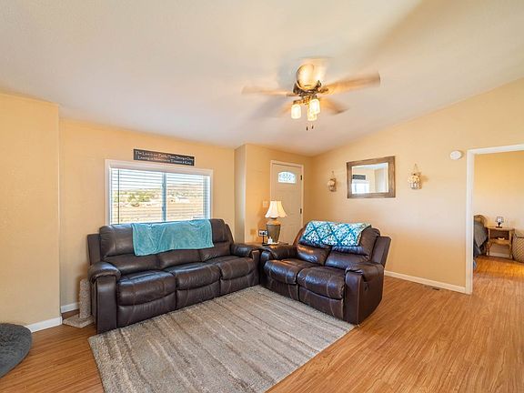 3rd image of 312 Trescartes Ave
