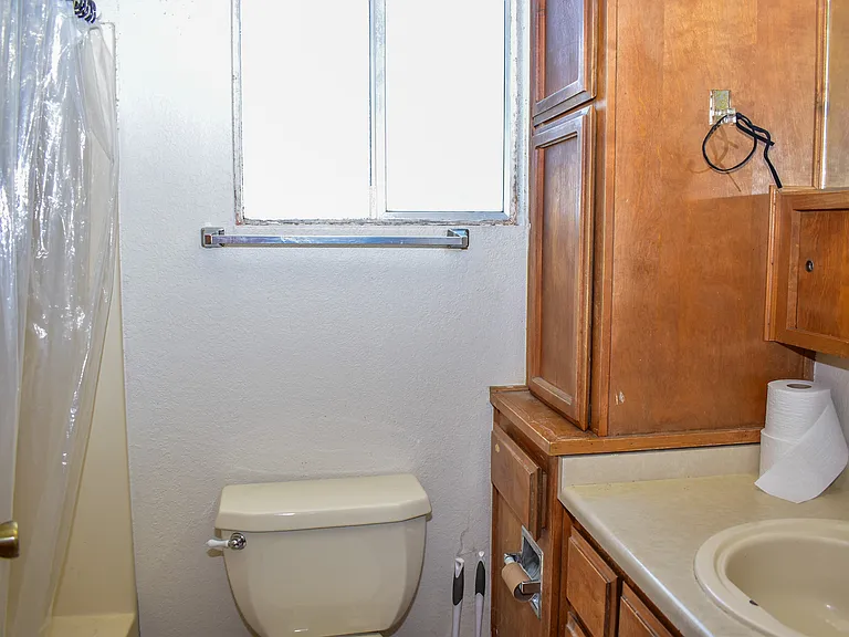 223 Cedar St #C — Photo 9