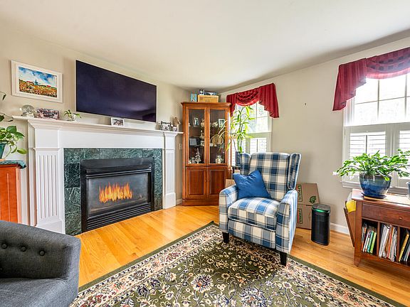 5th image of 15 Headwaters Drive
