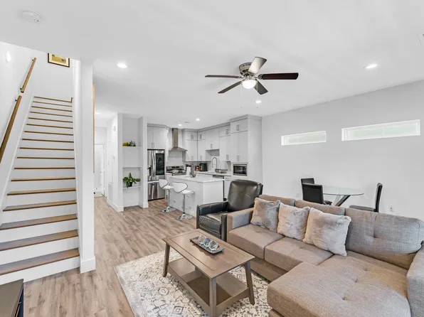 162 S Cisco St, Dallas, TX 75246