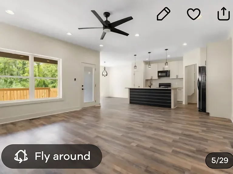 1117 Westchester Dr — Photo 6