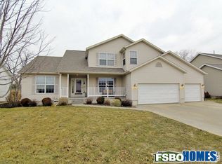 626 Rockvalley Ln NW, Cedar Rapids, IA 52405