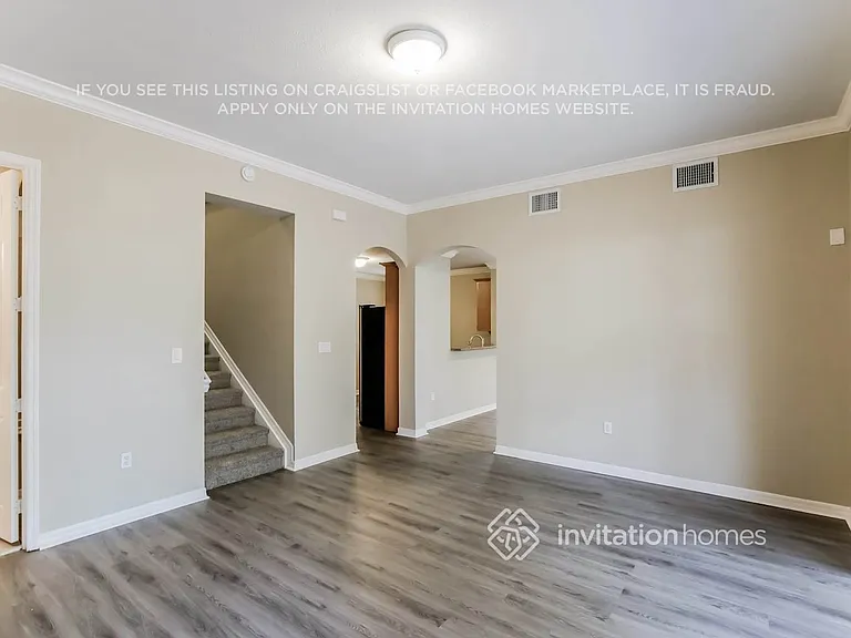 8943 SW 228th Ln — Photo 6