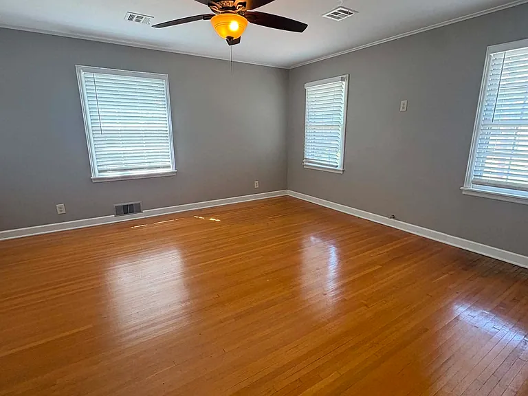 2421 S Boston Ave — Photo 9