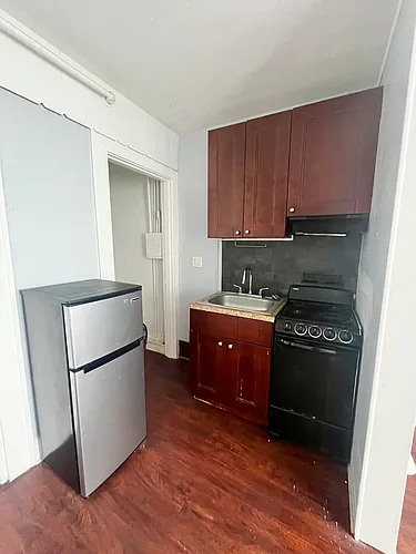 Floor plan 302