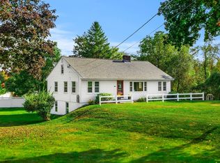 501 Farmers Row, Groton, MA 01450