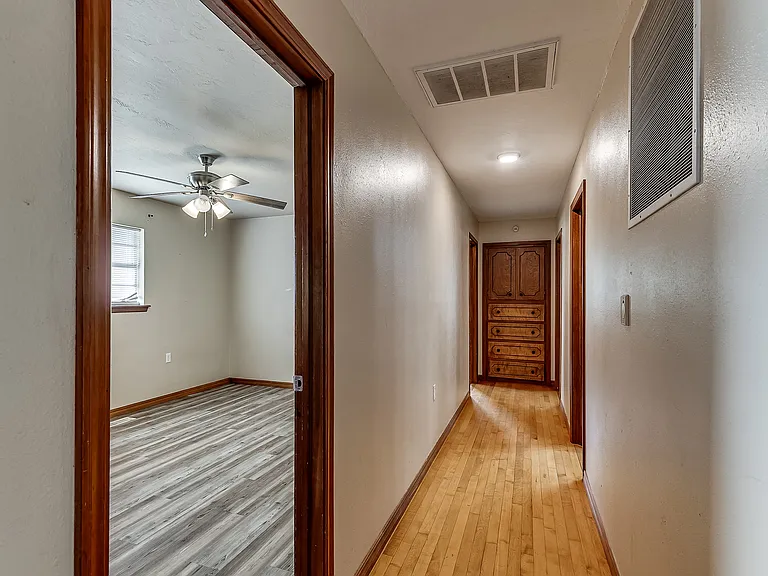 27115 Western Ave — Photo 33
