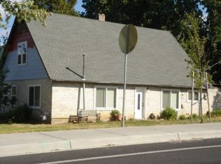 109 Wagner St, Talent, OR 97540