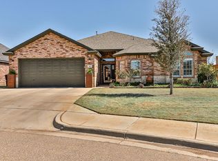 302 Manchester Ave, Wolfforth, TX 79382