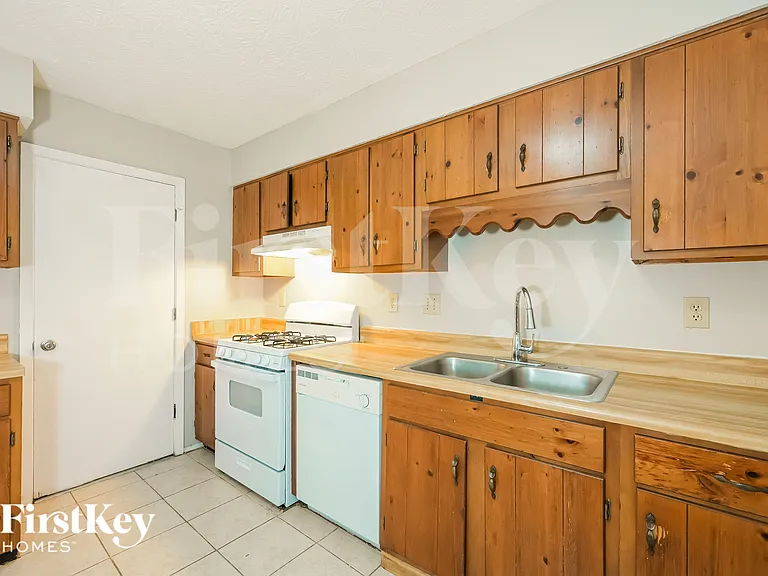 1311 Old Countryside Cir — Photo 7