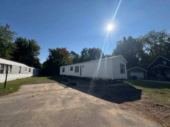 302 Jan Marie St #104