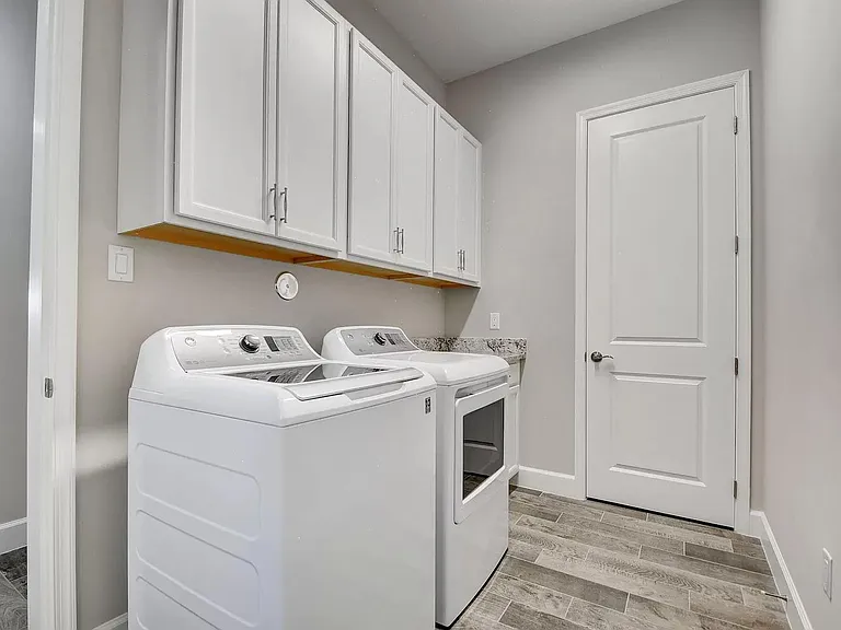 5872 Whippoorwill Cir — Photo 17