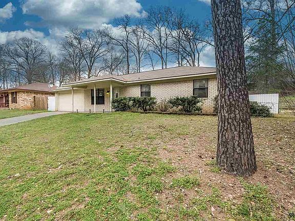 3rd image of 1109 Donna Dr