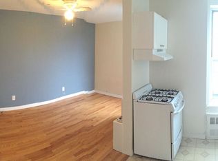 5227 35th St APT 1C, Long Island City, NY 11101